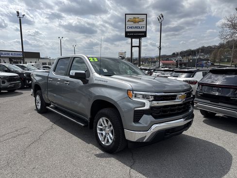 Used 2023 Chevrolet Silverado 1500 LT image 1
