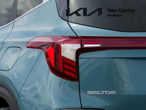 New 2026 Kia Seltos EX w/ EX Sunroof Package image 11