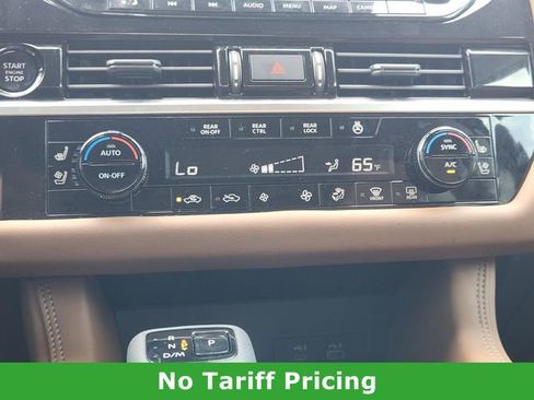 Certified 2025 Nissan Pathfinder Platinum image 19