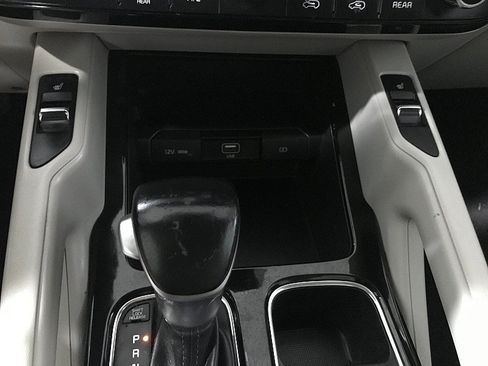 Used 2020 Kia Telluride S AWD/4WD image 29