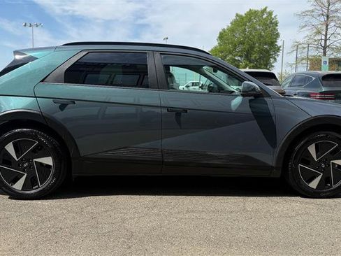 Used 2025 Hyundai Ioniq 5 SEL RWD image 6