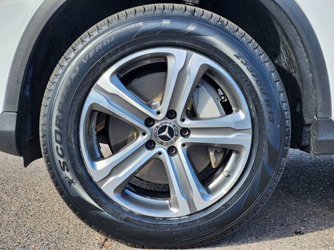 Certified 2021 Mercedes-Benz GLC 300 GLC 300 image 10