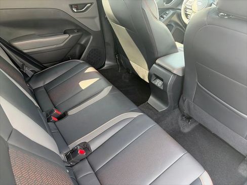 Used 2024 Subaru Crosstrek 2.5i Limited AWD/4WD image 6
