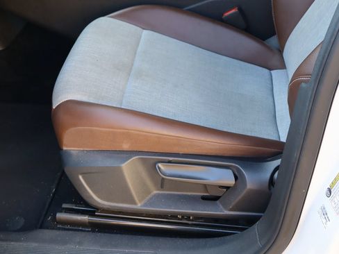 Used 2023 Volkswagen ID.4 Pro RWD image 12