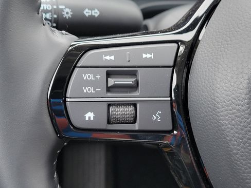 Certified 2025 Honda HR-V EX-L image 22