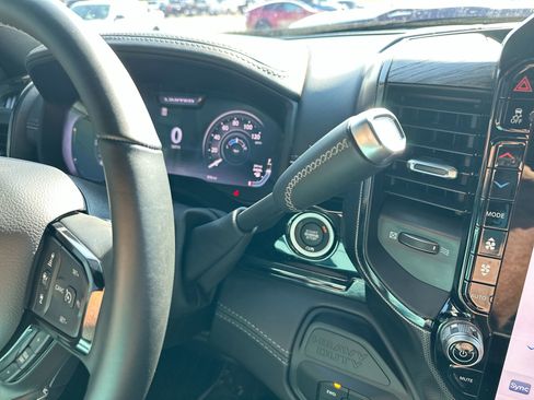 Used 2025 RAM 2500 Limited image 20