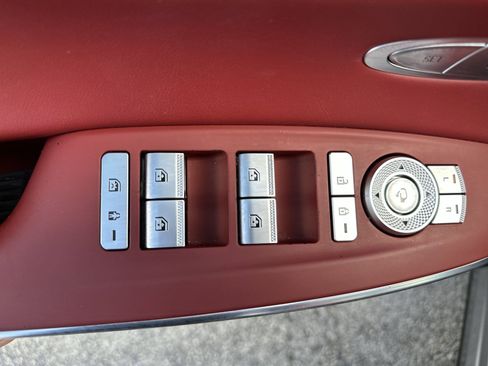 Used 2023 Genesis GV70 3.5T Sport w/ Sport Prestige Package image 15