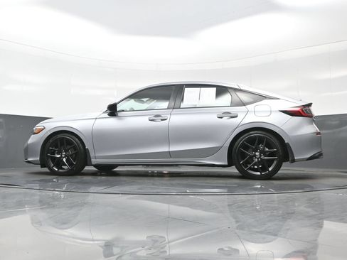 Used 2025 Honda Civic Sport image 28