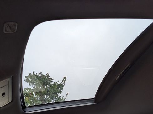 Used 2023 Lexus UX 250h FWD w/ Premium Package image 26