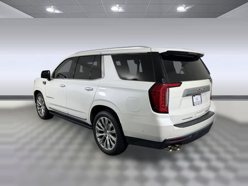 Used 2024 GMC Yukon Denali w/ Denali Reserve Package AWD/4WD image 3