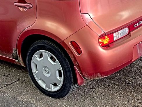 Used 2009 Nissan Cube 1.8 S w/ Interior Designer Pkg FWD image 13