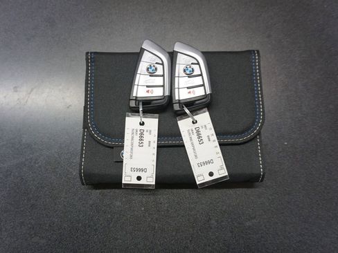 Used 2023 BMW X5 xDrive40i w/ Luxury Seating Package image 18