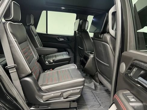 Used 2025 GMC Yukon AT4 Ultimate w/ LPO, Floor Liner Package AWD/4WD image 58