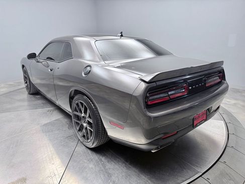 Used 2017 Dodge Challenger R/T Plus RWD image 7