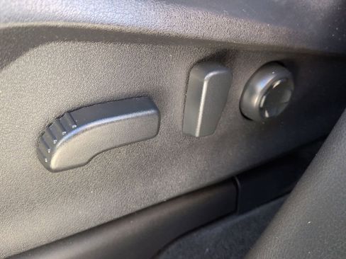 Used 2023 Subaru Ascent Limited image 18