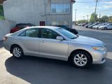 Used 2011 Toyota Camry LE image 6