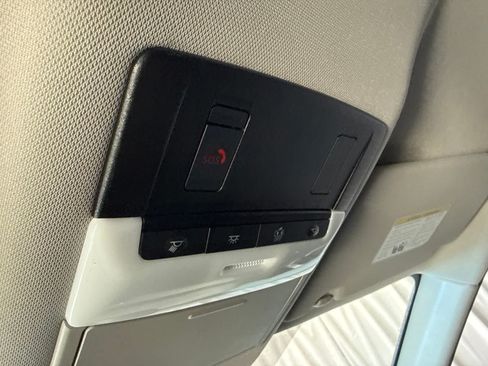 Used 2024 Nissan Rogue SV FWD image 24