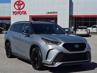 Used 2023 Toyota Highlander XSE