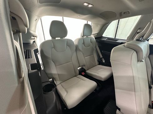 Used 2024 Volvo XC90 B6 Plus w/ Protection Package Premier image 22
