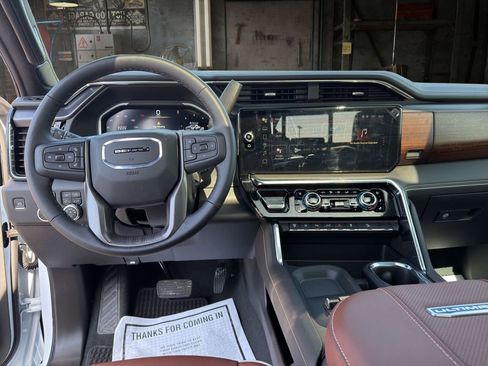 New 2026 GMC Sierra 2500 Denali Ultimate AWD/4WD image 21