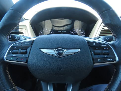 Used 2018 Genesis G80 3.3T Sport RWD image 28