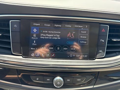 Used 2023 Buick Enclave Premium w/ Experience Buick Package FWD image 21