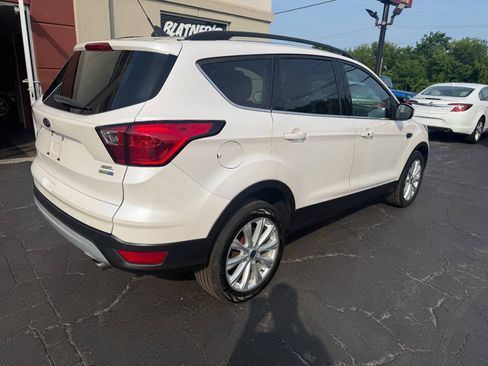 Used 2019 Ford Escape SEL AWD/4WD image 6