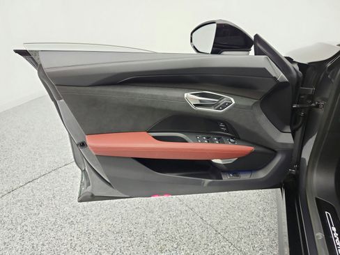 Used 2023 Audi e-tron GT Prestige image 14