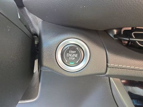 Certified 2023 Buick Envision Preferred FWD image 27
