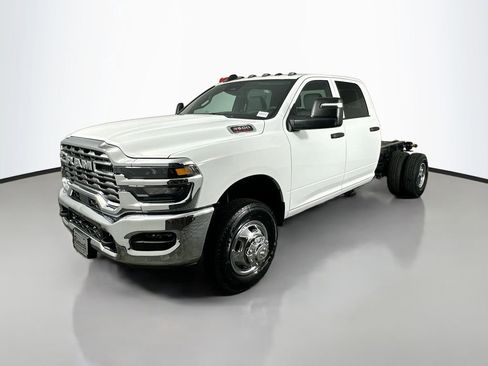 New 2026 RAM 3500 Tradesman w/ Chrome Appearance Group A image 3
