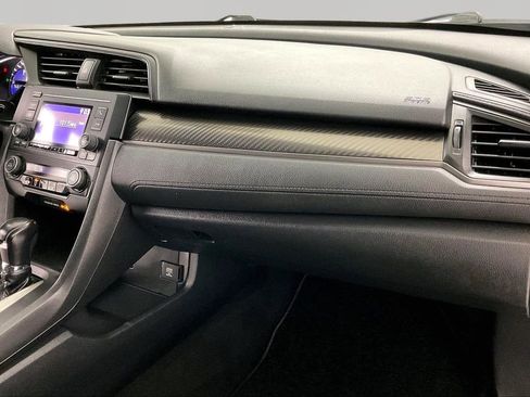 Used 2018 Honda Civic Sport image 21