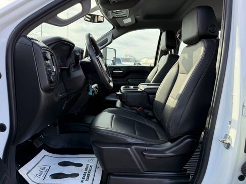 Used 2022 Chevrolet Silverado 2500 W/T w/ WT Fleet Convenience Package image 10