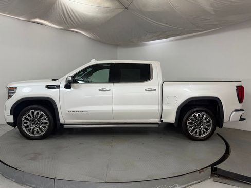Used 2024 GMC Sierra 1500 Denali Ultimate AWD/4WD image 4
