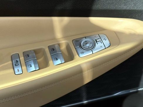 Used 2023 Hyundai Santa Fe Calligraphy FWD image 19