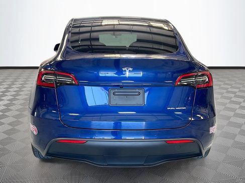 Used 2022 Tesla Model Y Long Range AWD/4WD image 6