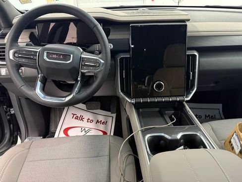 New 2026 GMC Acadia Elevation FWD image 16