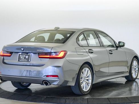 Certified 2023 BMW 330e xDrive w/ Premium Package AWD/4WD image 5