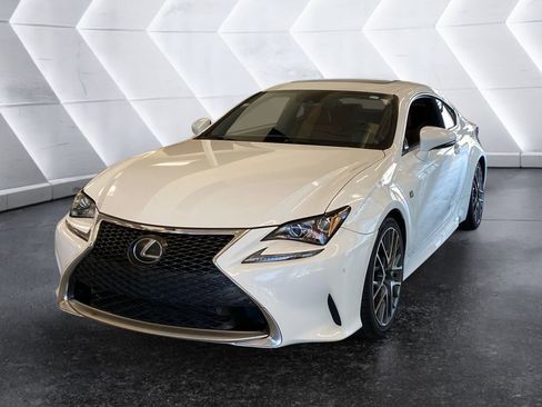 Used 2018 Lexus RC 300 image 3