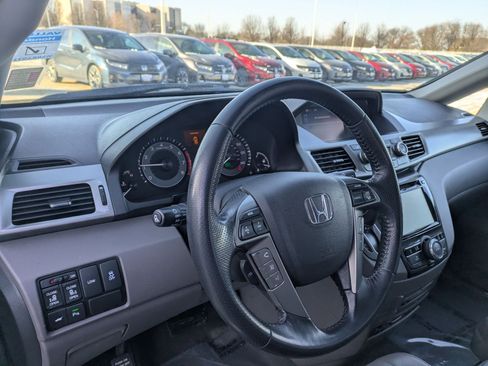Used 2016 Honda Odyssey Touring image 10