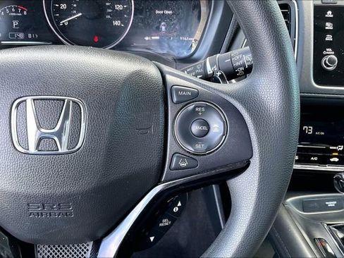 Used 2022 Honda HR-V EX image 19