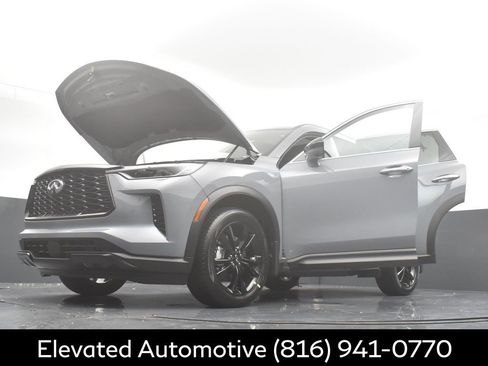 Certified 2025 INFINITI QX60 Luxe w/ Black Edition image 40