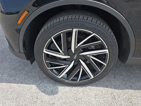 Used 2025 Lincoln Aviator Reserve w/ Equipment Group 201A image 9