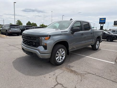 New 2026 Chevrolet Silverado 1500 Custom AWD/4WD image 7
