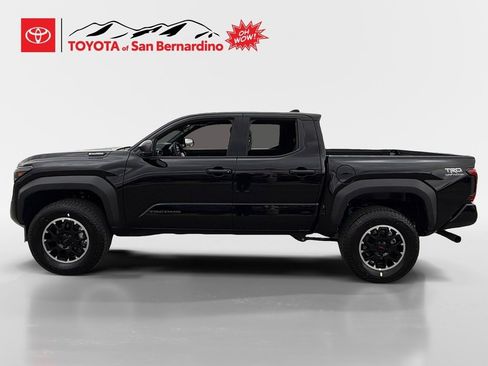 New 2025 Toyota Tacoma TRD Off-Road image 2