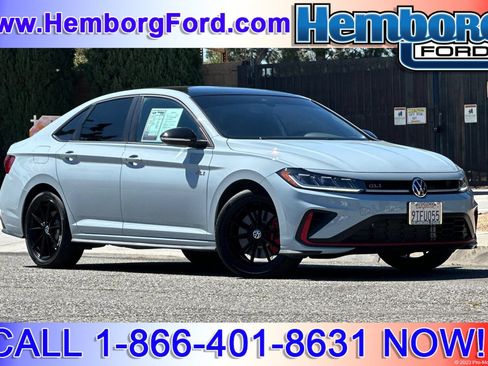 Used 2025 Volkswagen Jetta GLI Autobahn FWD image 1