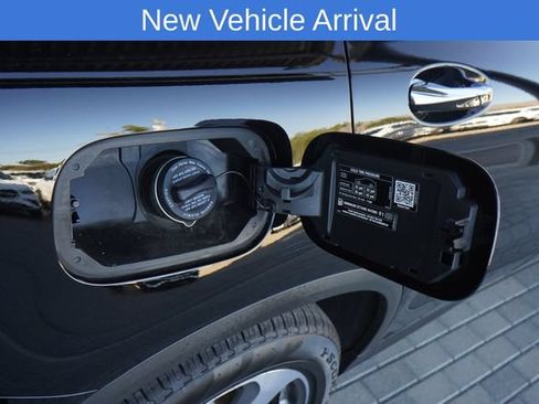 Used 2021 Mercedes-Benz GLC 300 image 10