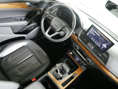 Used 2022 Audi Q5 2.0T Premium Plus image 9