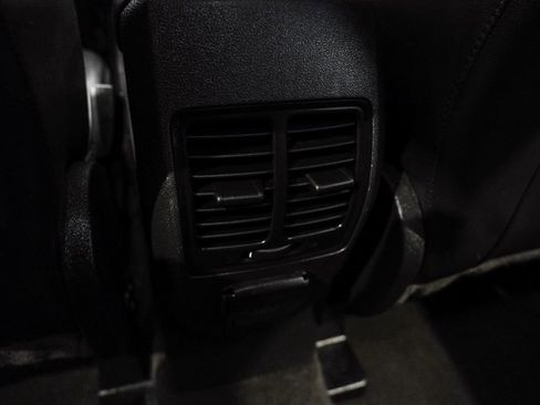 Used 2019 Ford Escape Titanium image 39