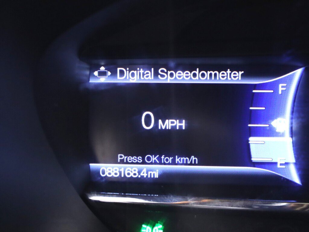 Used 2016 Lincoln Navigator Select RWD image 14