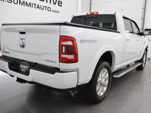 Used 2022 RAM 2500 Laramie AWD/4WD image 4